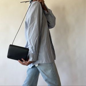 Small leather Baggu crossbody bag